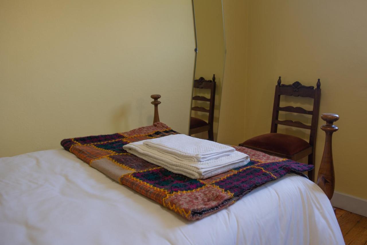 Casa Do Carvalhal - Natureza No Centro Da Cidade Guest House ซังตามาเรีย ดา เฟย์รา ภายนอก รูปภาพ
